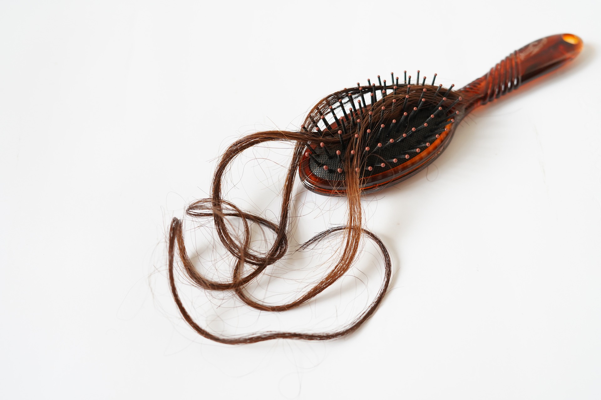 queda de cabelo por alopécia